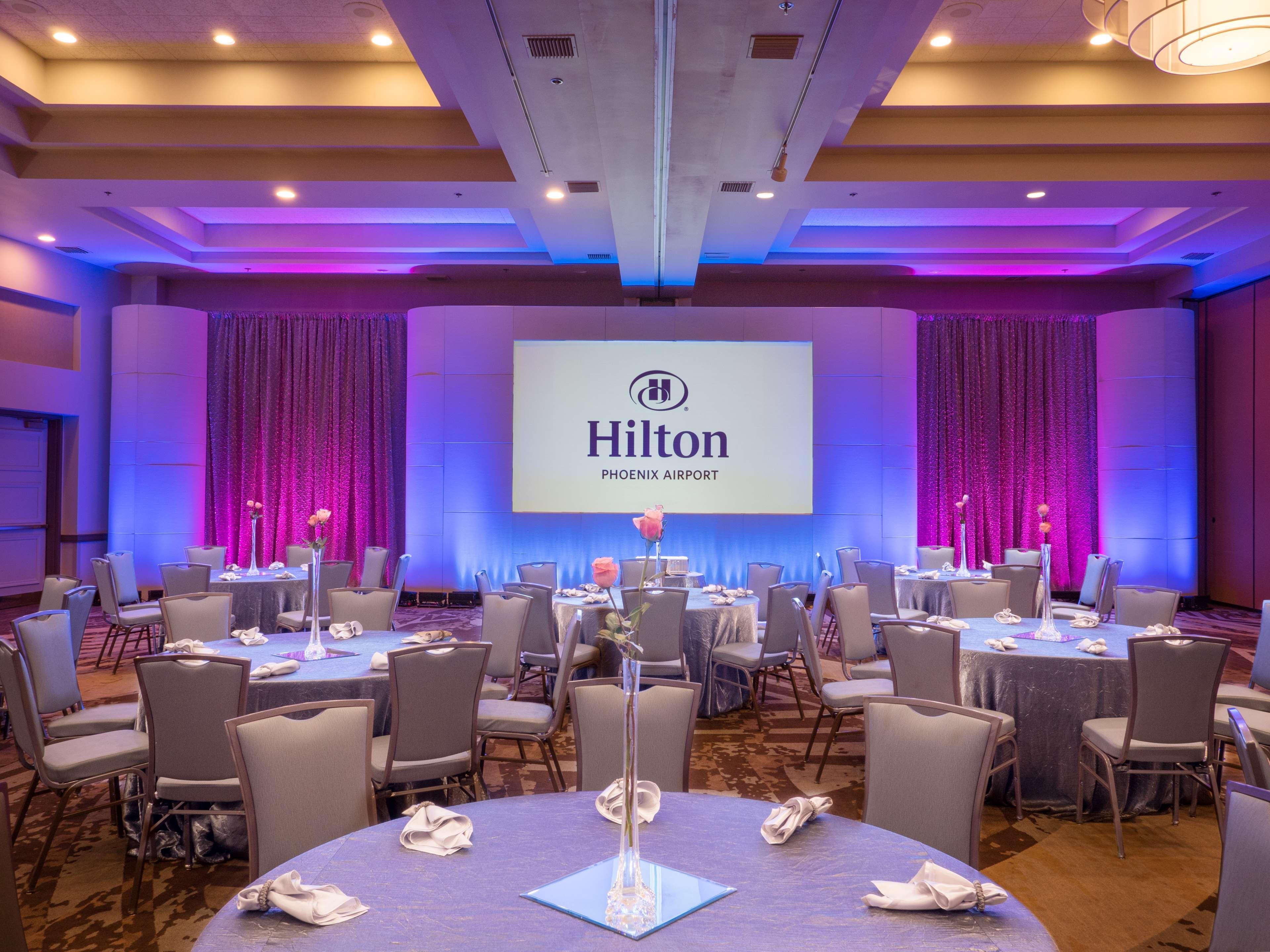 Hilton Phoenix Airport Exteriör bild