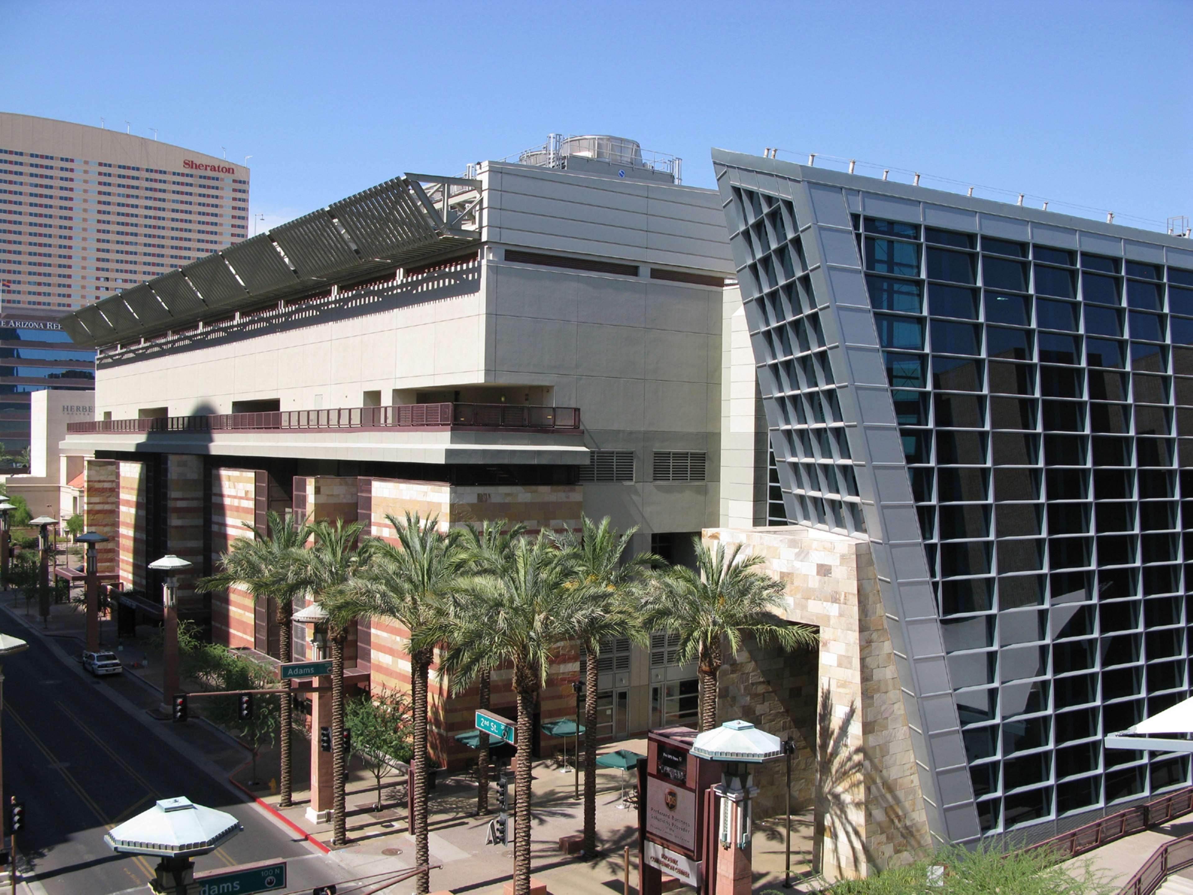 Hilton Phoenix Airport Exteriör bild