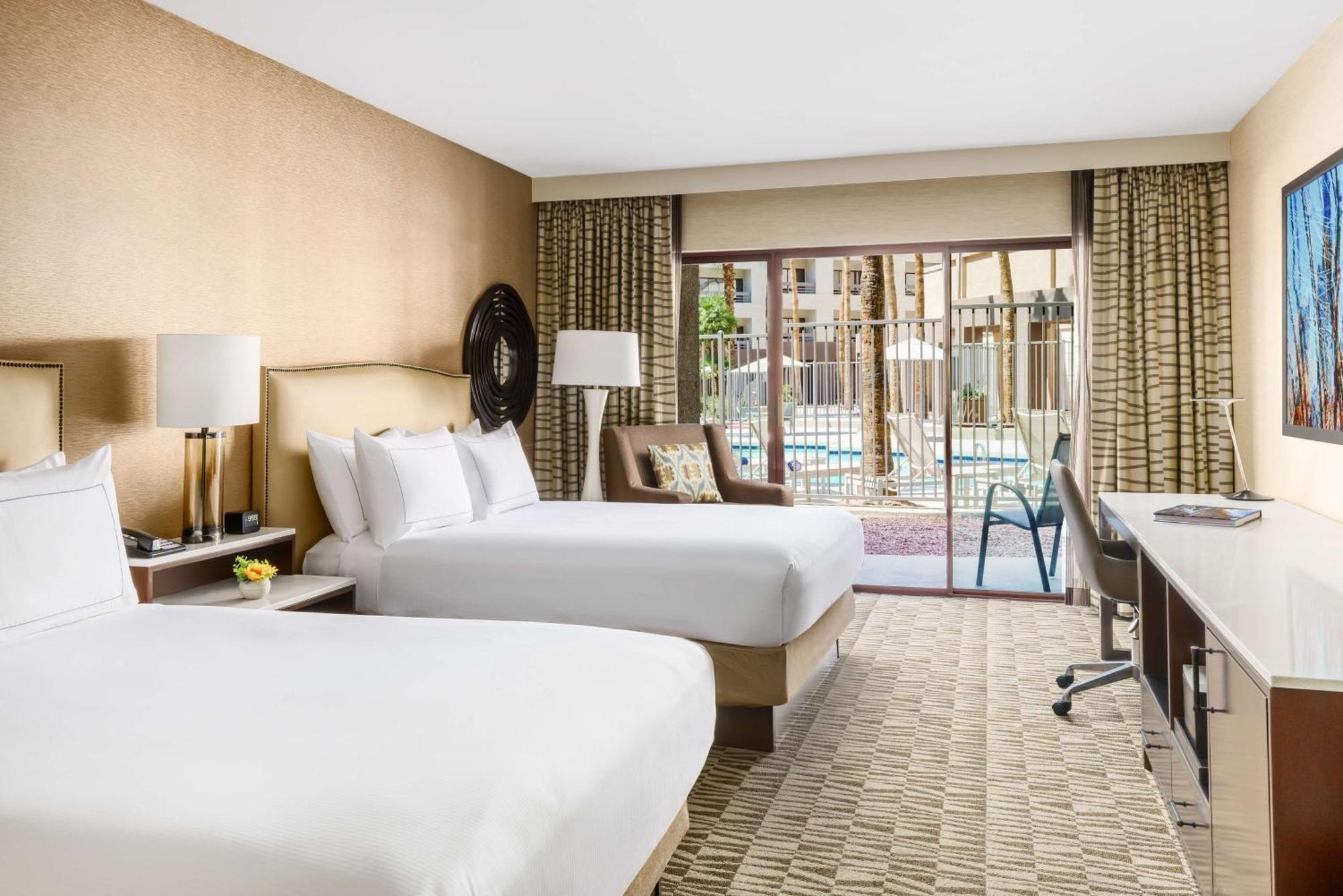 Hilton Phoenix Airport Exteriör bild