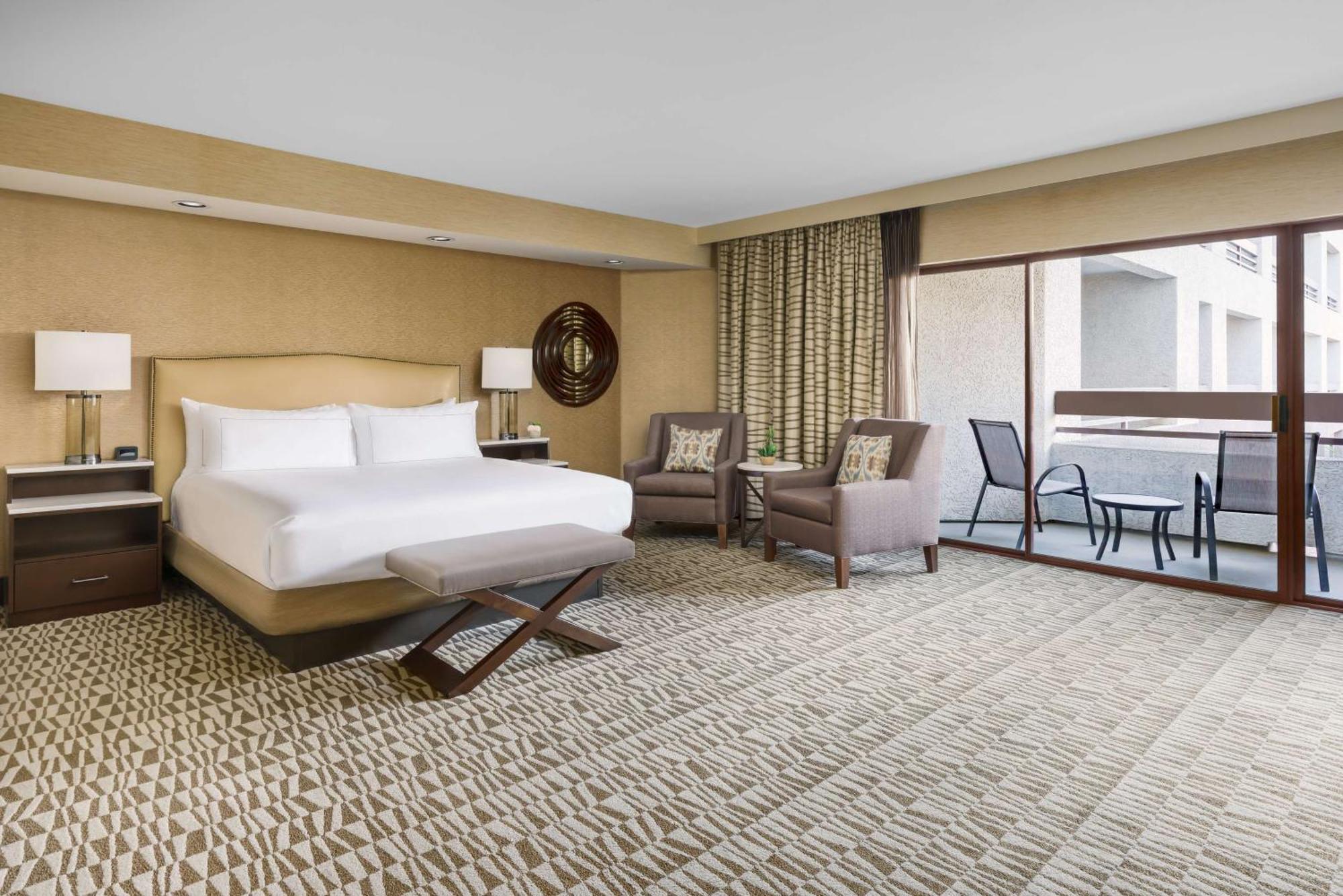 Hilton Phoenix Airport Exteriör bild